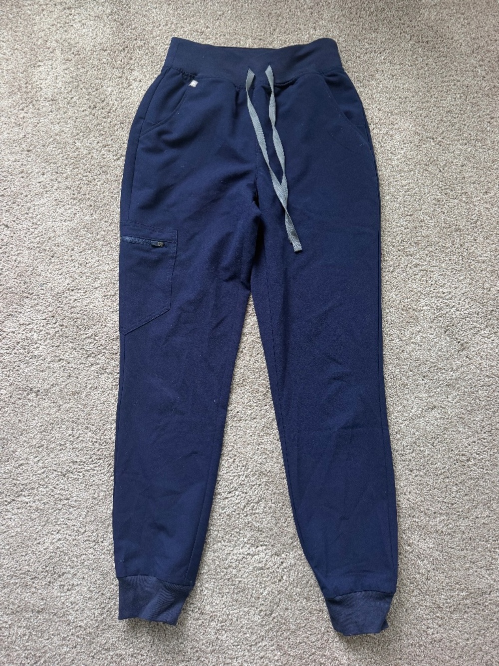Figs jogger scrub pants navy small